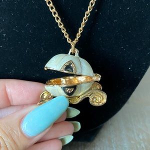 RARE NWT Cinderella Carriage Necklace